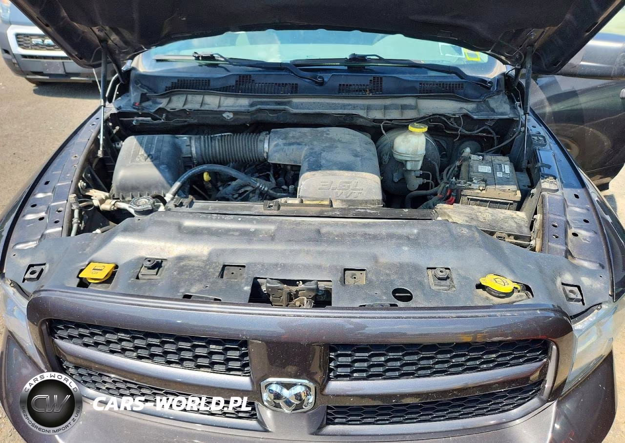 2018 Ram 1500 St VIN:1C6RR7FG2JS137321 - 11