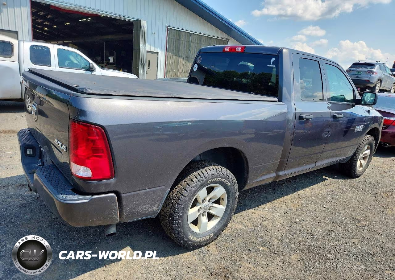 2018 Ram 1500 St VIN:1C6RR7FG2JS137321 - 3