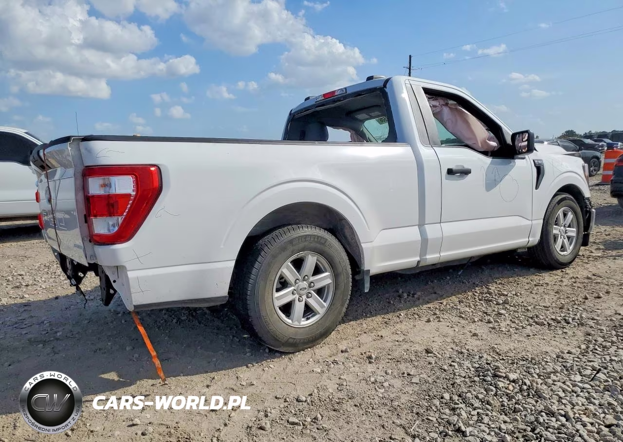 2023 Ford F150 VIN:1FTMF1C52PKF26206 - 3