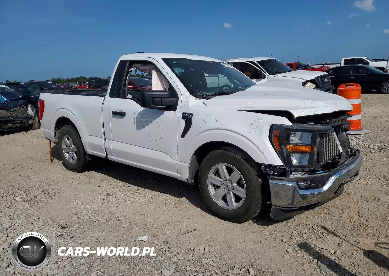 2023 Ford F150 VIN:1FTMF1C52PKF26206 - 4