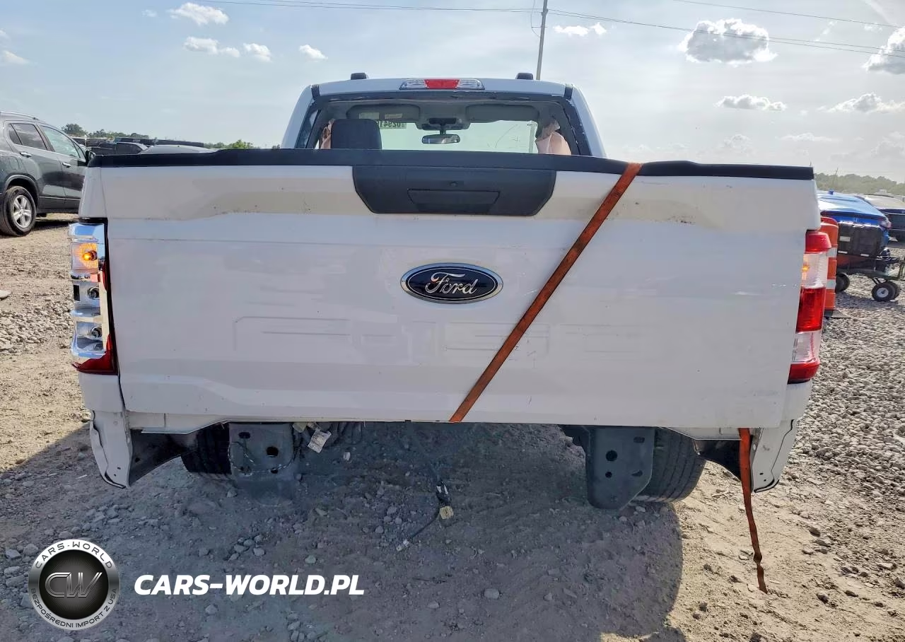 2023 Ford F150 VIN:1FTMF1C52PKF26206 - 6