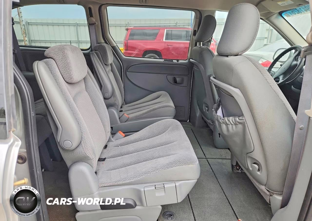 2006 Chrysler Town & Country Lx VIN:2A4GP44R26R742175 - 11