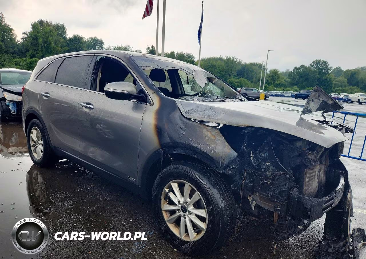 2019 Kia Sorento Lx V6 VIN:5XYPGDA56KG488301 - 4