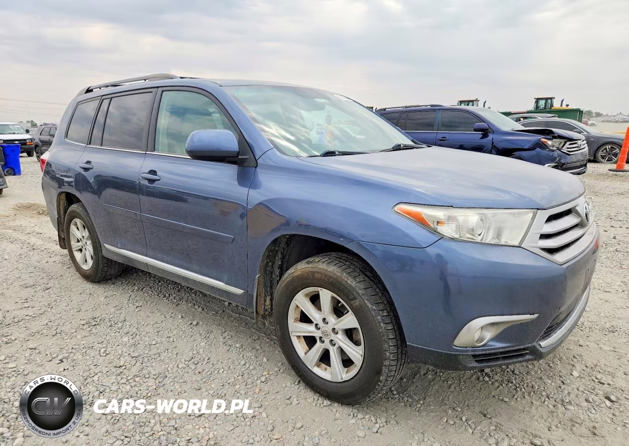 2013 Toyota Highlander Se VIN:5TDBK3EH8DS186859 - 4