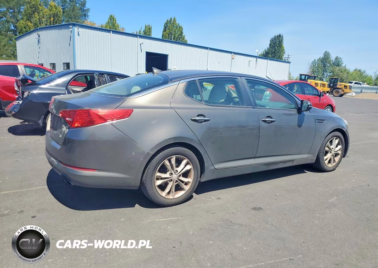 2012 Kia Optima Lx VIN:5XXGM4A79CG081251 - 3
