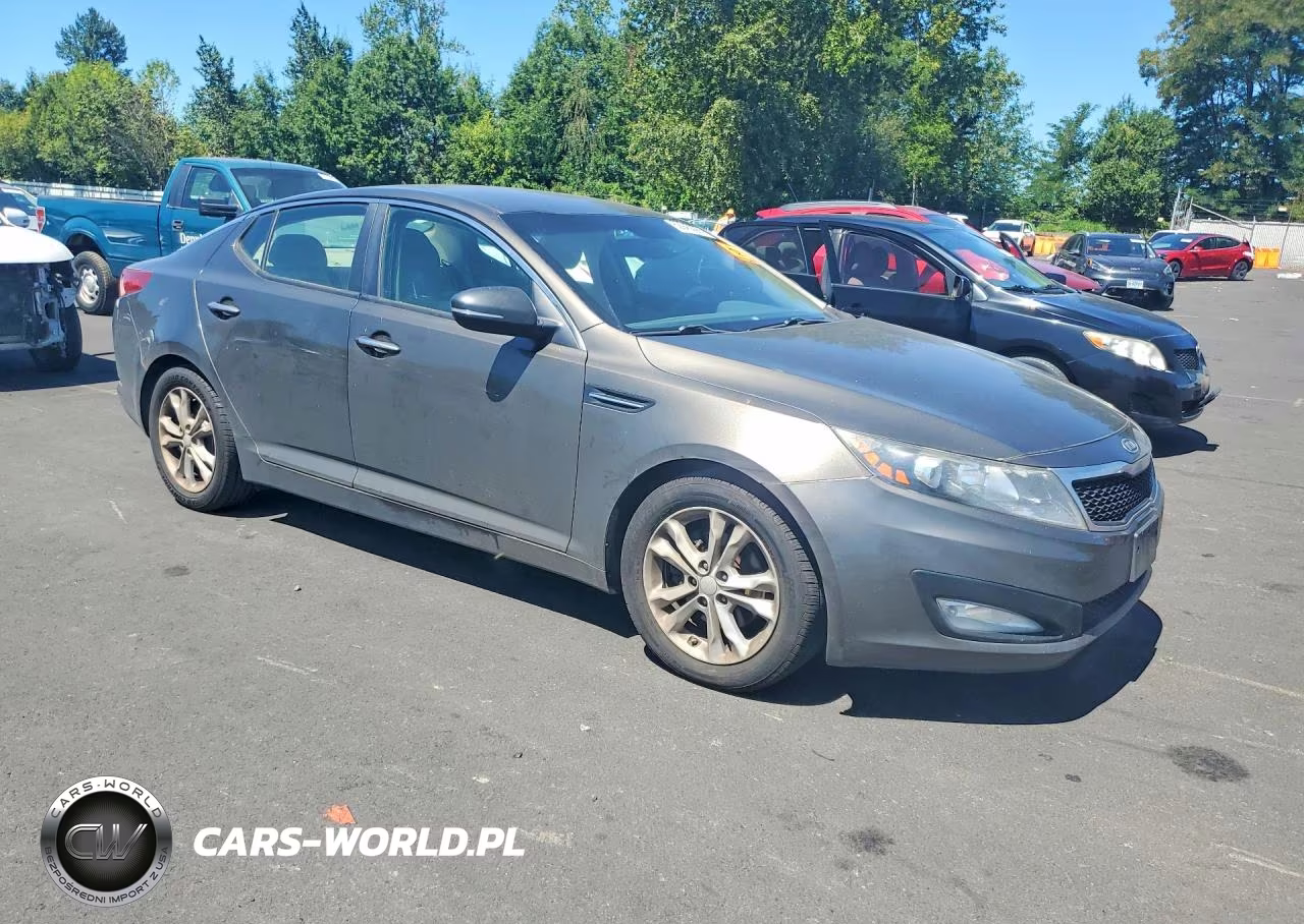 2012 Kia Optima Lx VIN:5XXGM4A79CG081251 - 4
