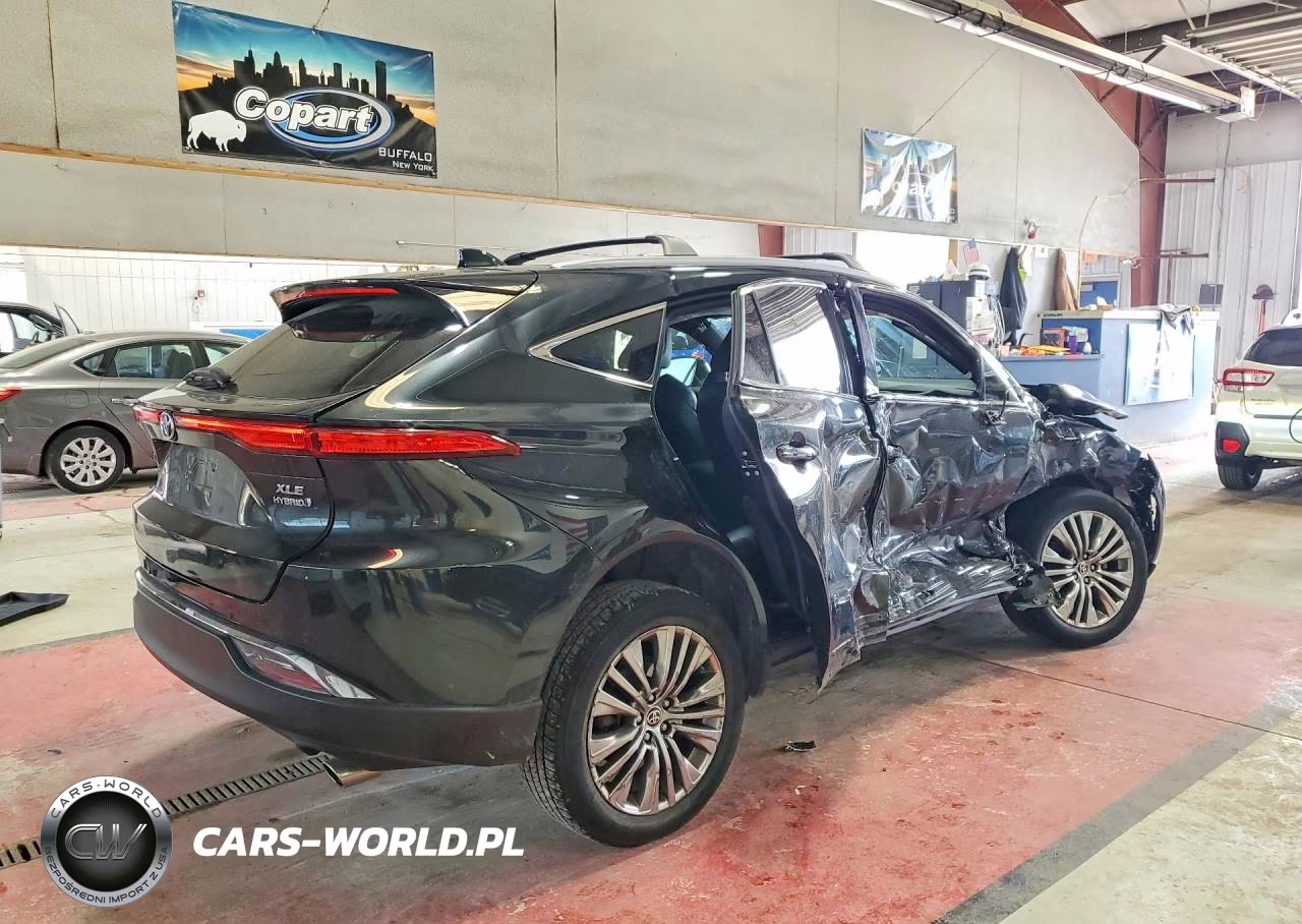 2022 Toyota Venza Xle VIN:JTEAAAAH6NJ099447 - 3