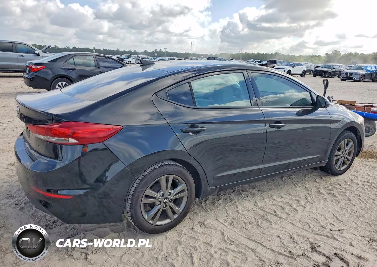 2017 Hyundai Elantra Se VIN:5NPD84LF4HH011759 - 3