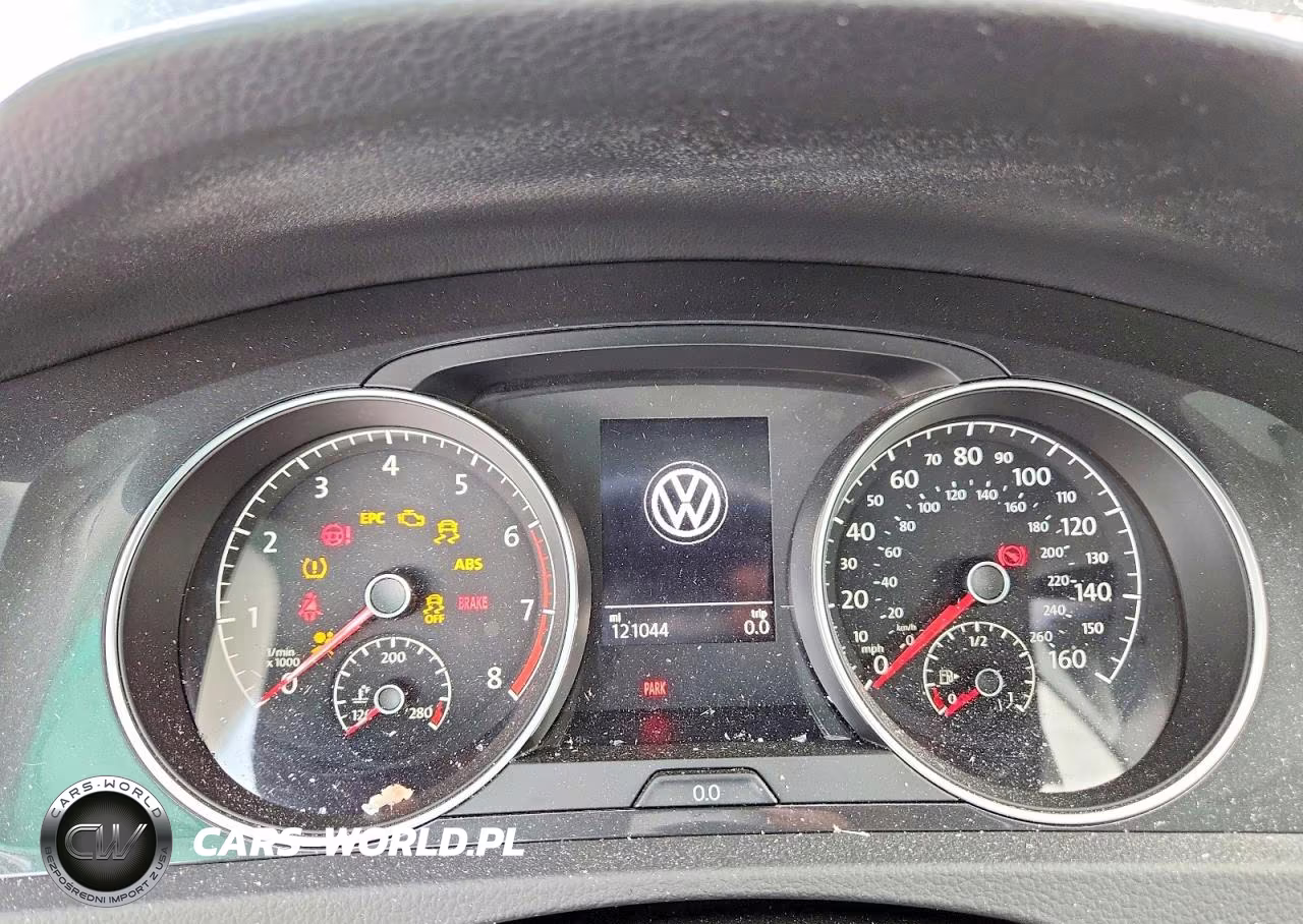 2019 Volkswagen Golf S VIN:3VWW57AU7KM025139 - 9