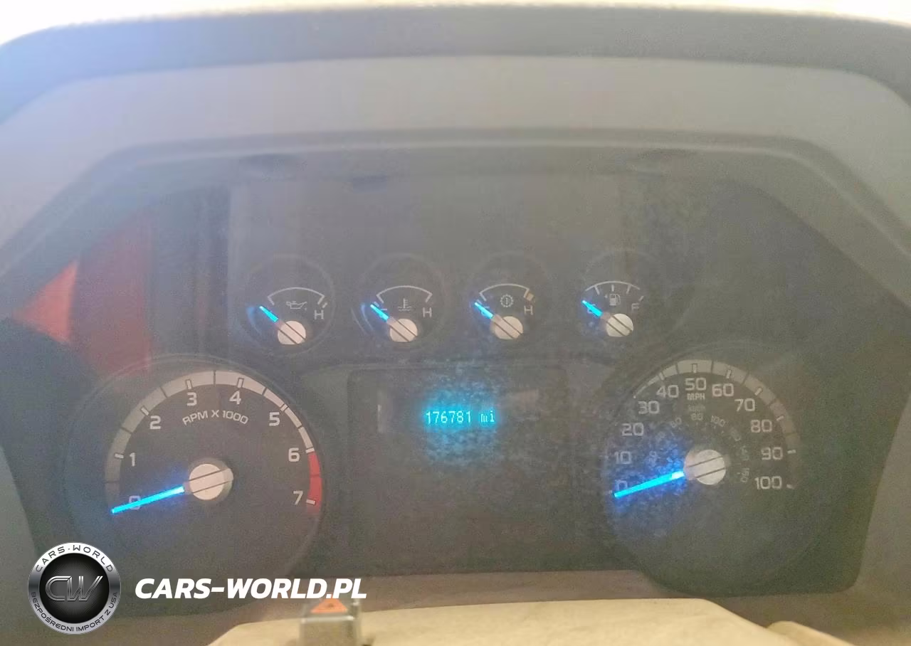2011 Ford F250 Super Duty VIN:1FTBF2B67BEC37529 - 9