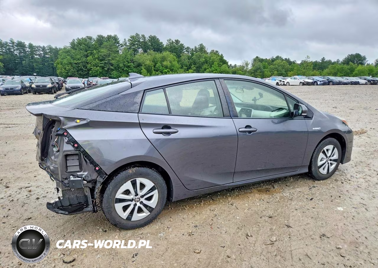 2018 Toyota Prius Two VIN:JTDKBRFU0J3082975 - 3