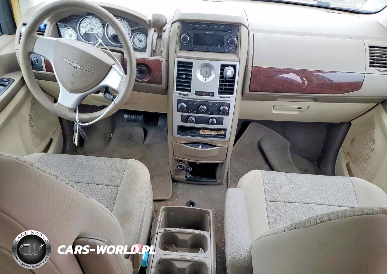 2010 Chrysler Town & Country Lx VIN:2A4RR2D18AR351803 - 8