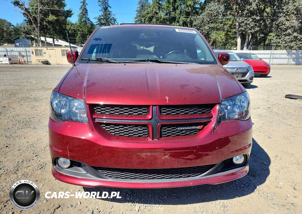 2019 Dodge Grand Caravan Gt VIN:2C4RDGEG4KR743019 - 5