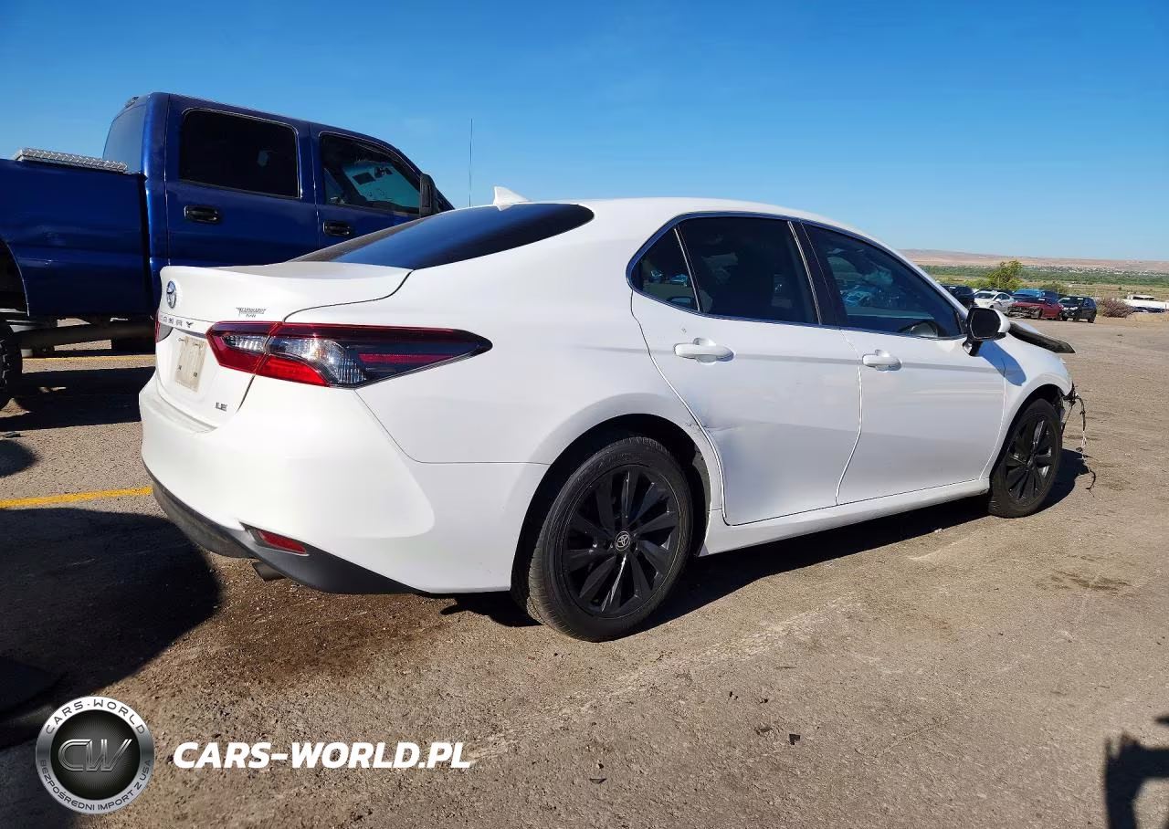 2024 Toyota Camry Le VIN:4T1C11AK5RU857920 - 3