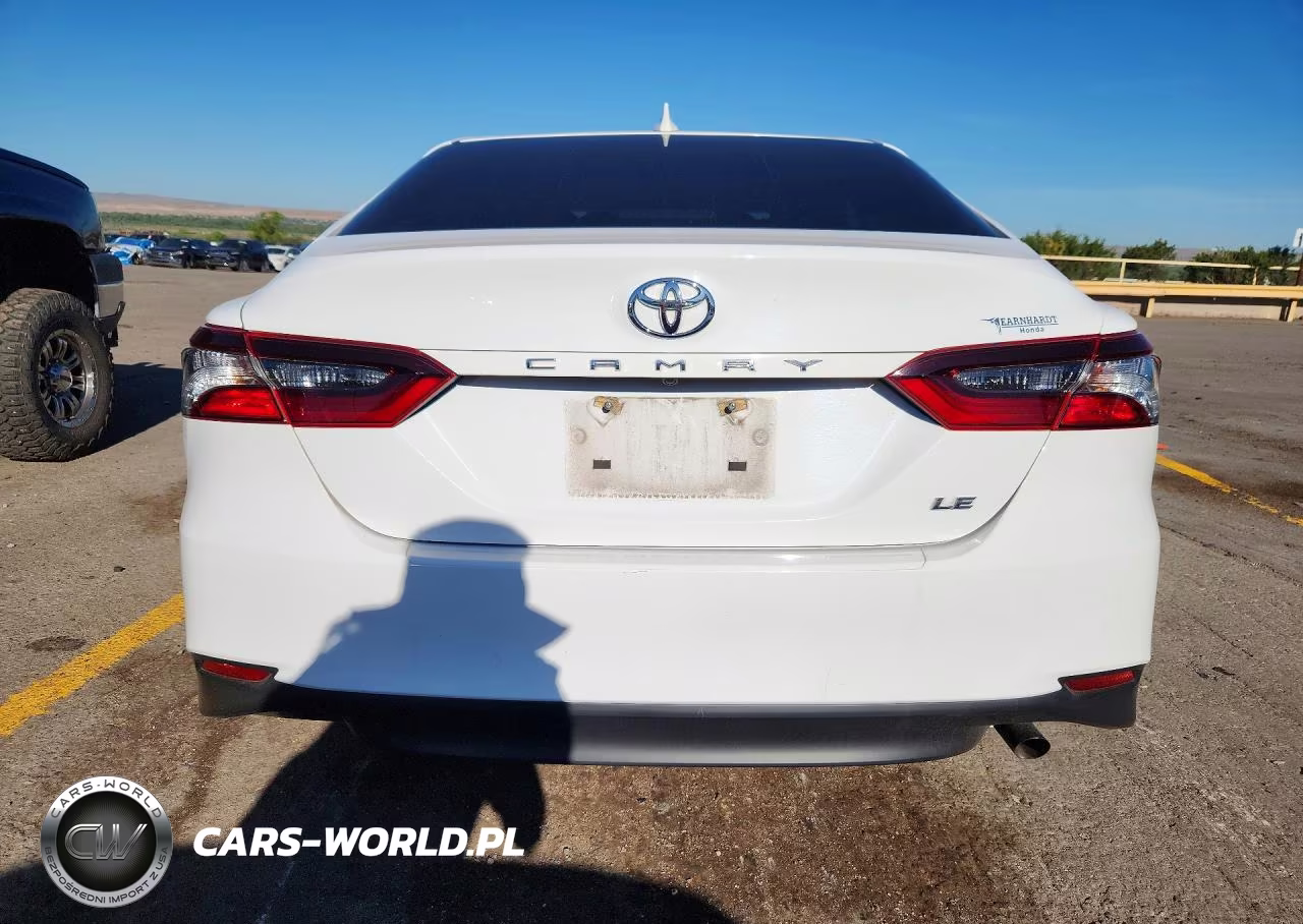 2024 Toyota Camry Le VIN:4T1C11AK5RU857920 - 6
