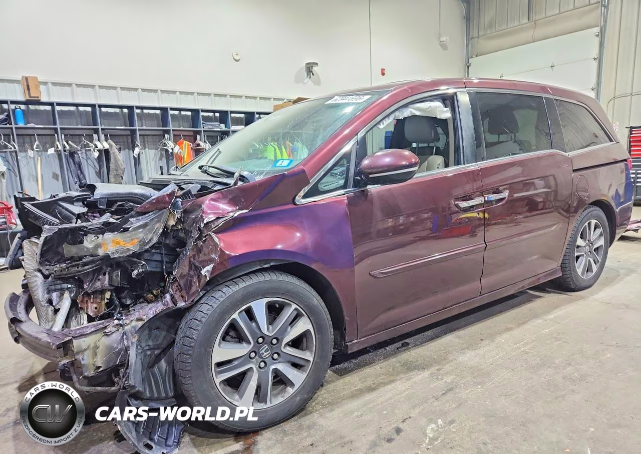 2015 Honda Odyssey Touring – zdjęcie 1 z 14