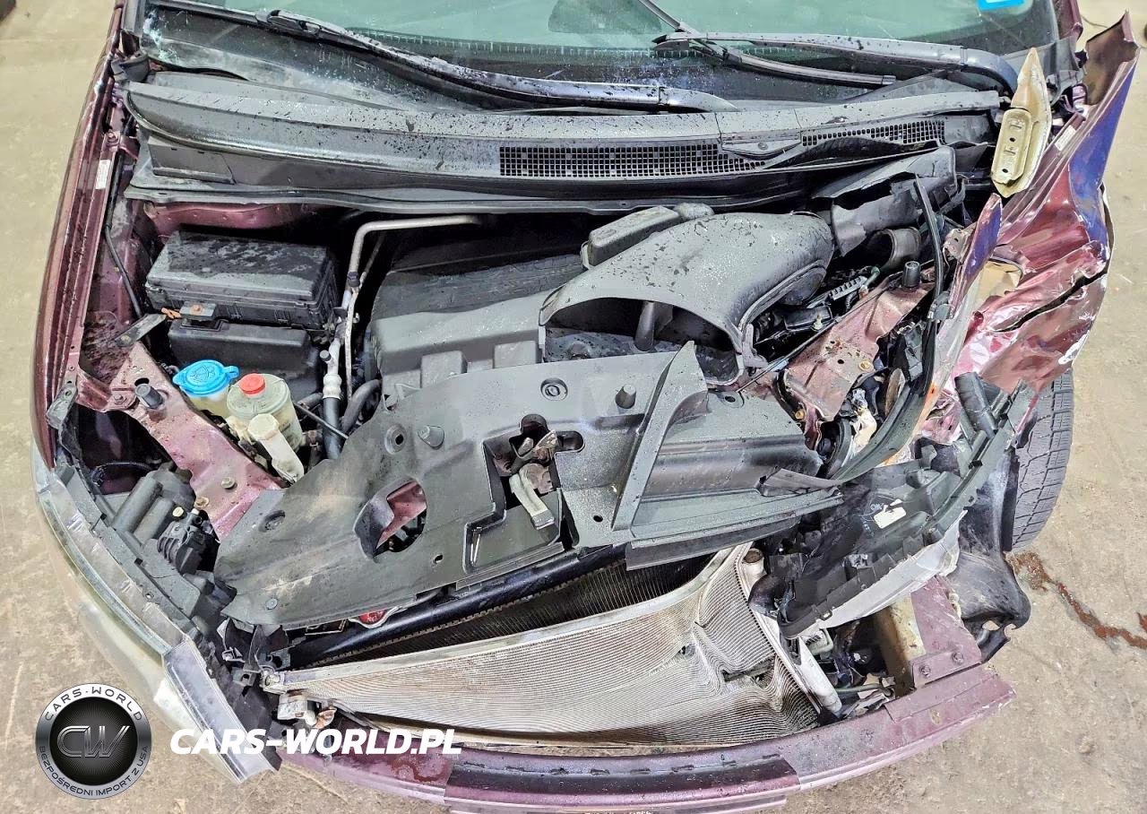 2015 Honda Odyssey Touring VIN:5FNRL5H92FB033381 - 12
