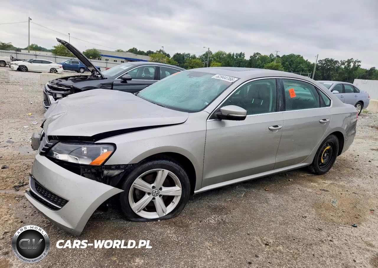 2013 Volkswagen Passat Se VIN:1VWBH7A33DC122694 - 1