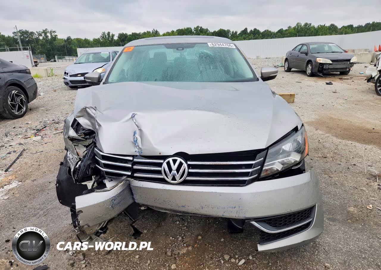 2013 Volkswagen Passat Se VIN:1VWBH7A33DC122694 - 5