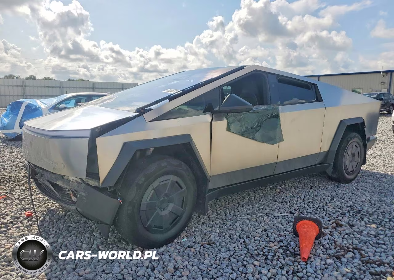 2025 Tesla Cybertruck