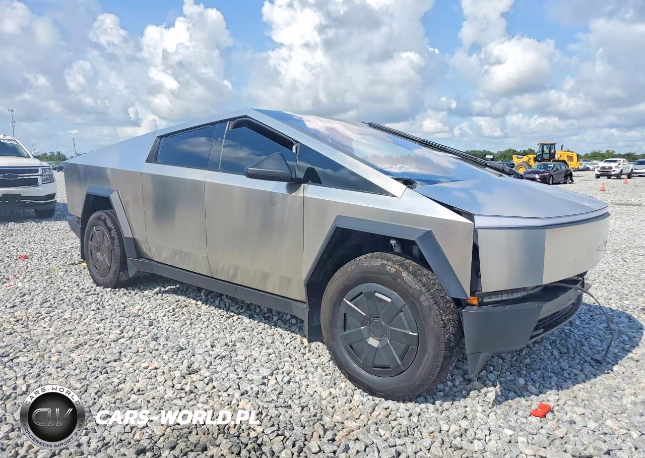 2025 Tesla Cybertruck VIN:7G2CEHED1SA066807 - 4