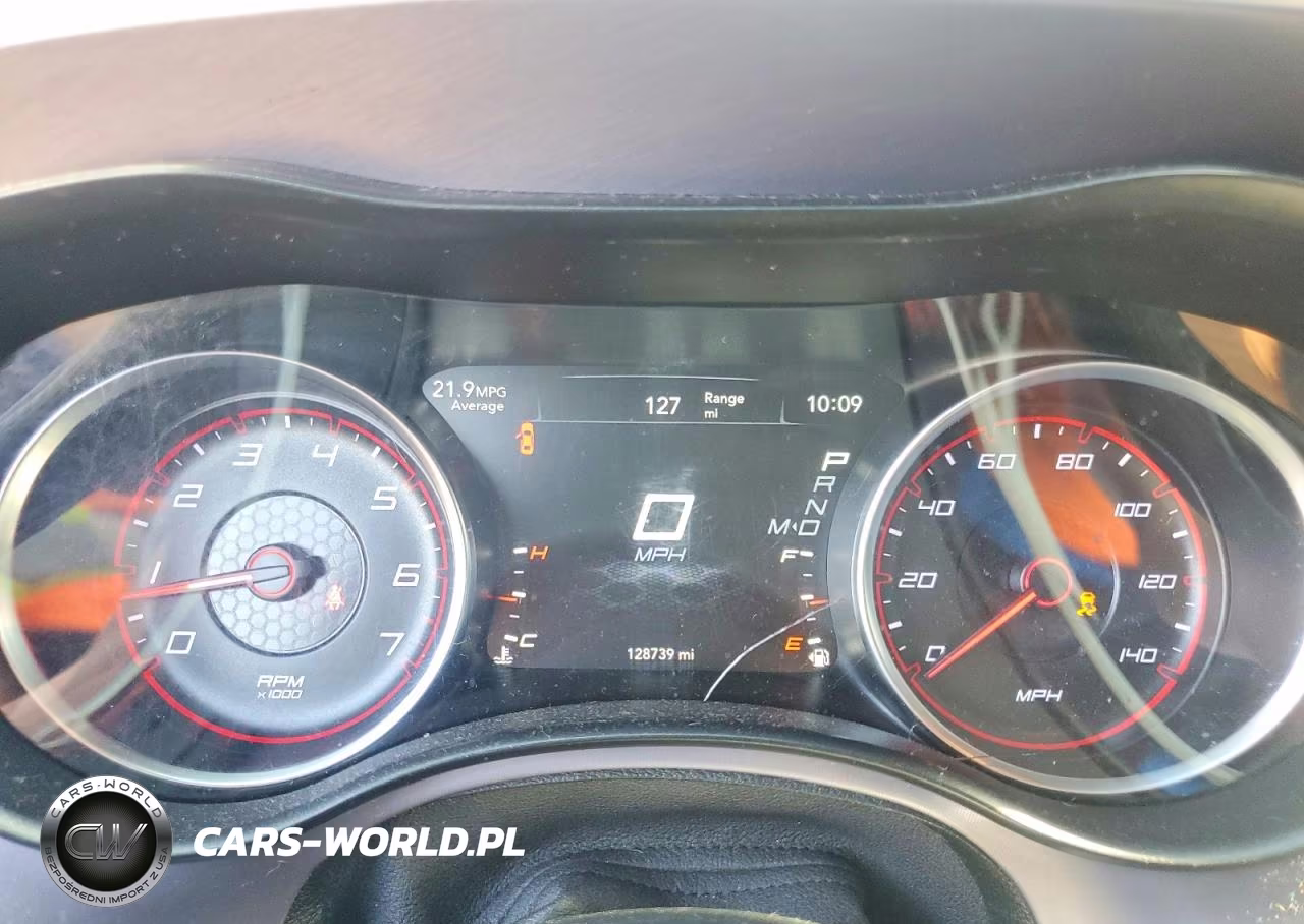 2019 Dodge Charger Sxt VIN:2C3CDXBG6KH664648 - 9