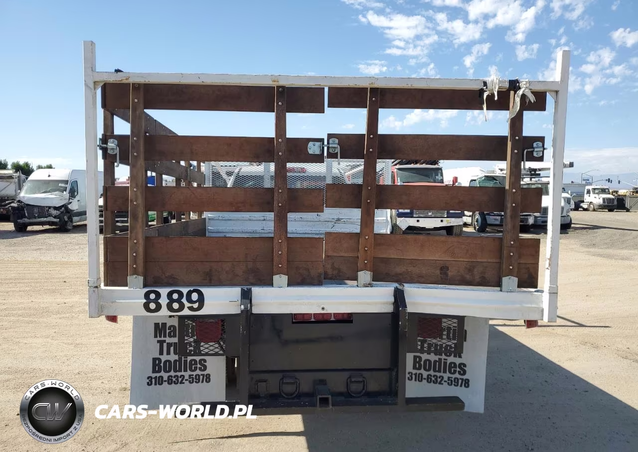 2024 Chevrolet Silverado C3500 VIN:1GB3WRE73RF408478 - 6