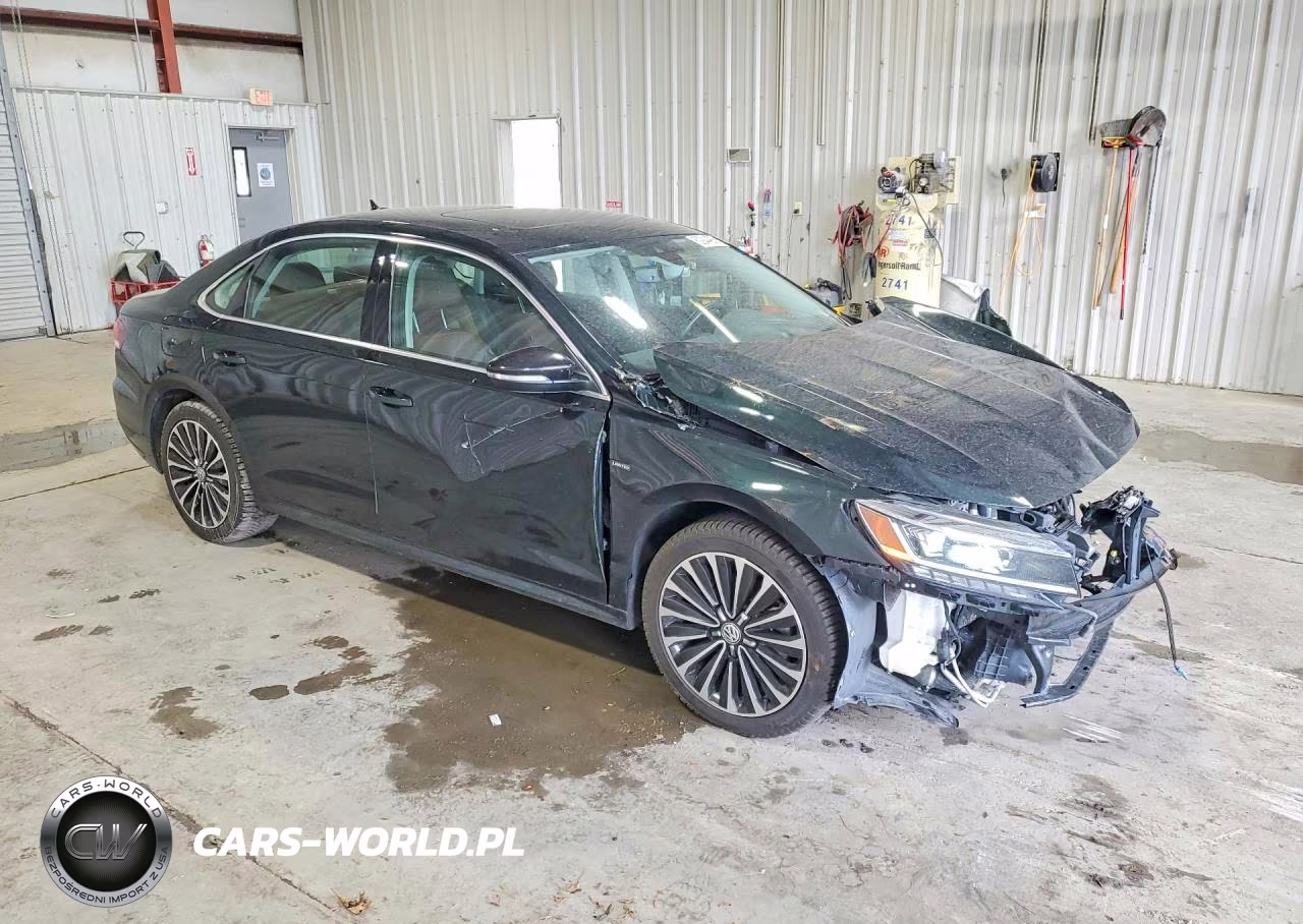 2022 Volkswagen Passat Limited Edition VIN:1VWBA7A3XNC002784 - 4