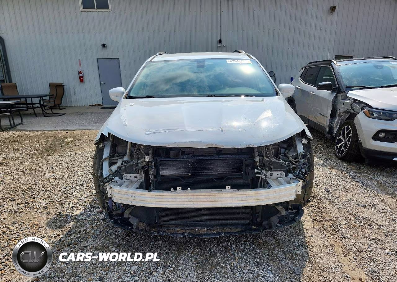 2018 Chrysler Pacifica VIN:2C4RC1BG4JR106893 - 5