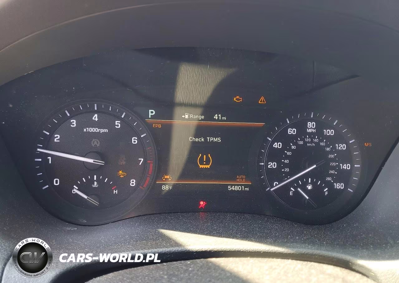 2018 Genesis G80 Sport VIN:KMHGN4JBXJU257258 - 9