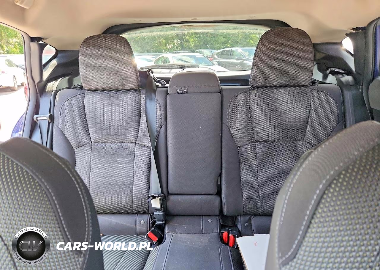 2024 Subaru Crosstrek Premium VIN:JF2GUADC8RH276276 - 10