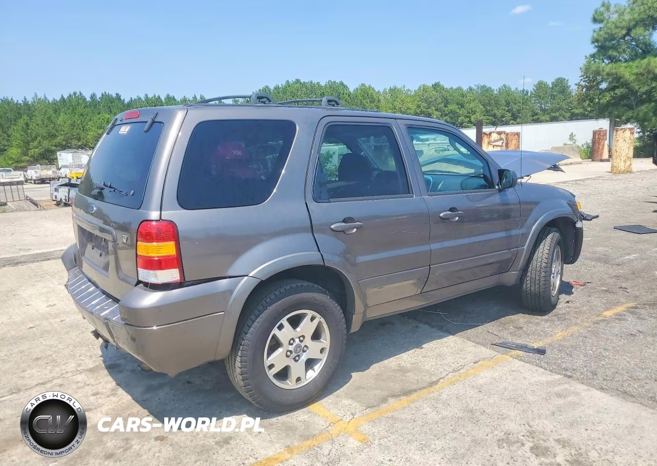 2005 Ford Escape VIN:1FMCU94145KE09103 - 3