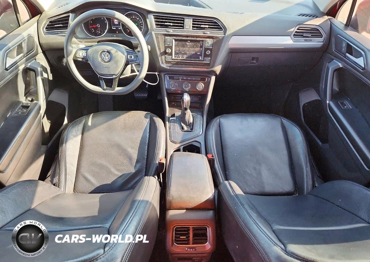 2018 Volkswagen Tiguan S VIN:3VV1B7AX3JM191903 - 8
