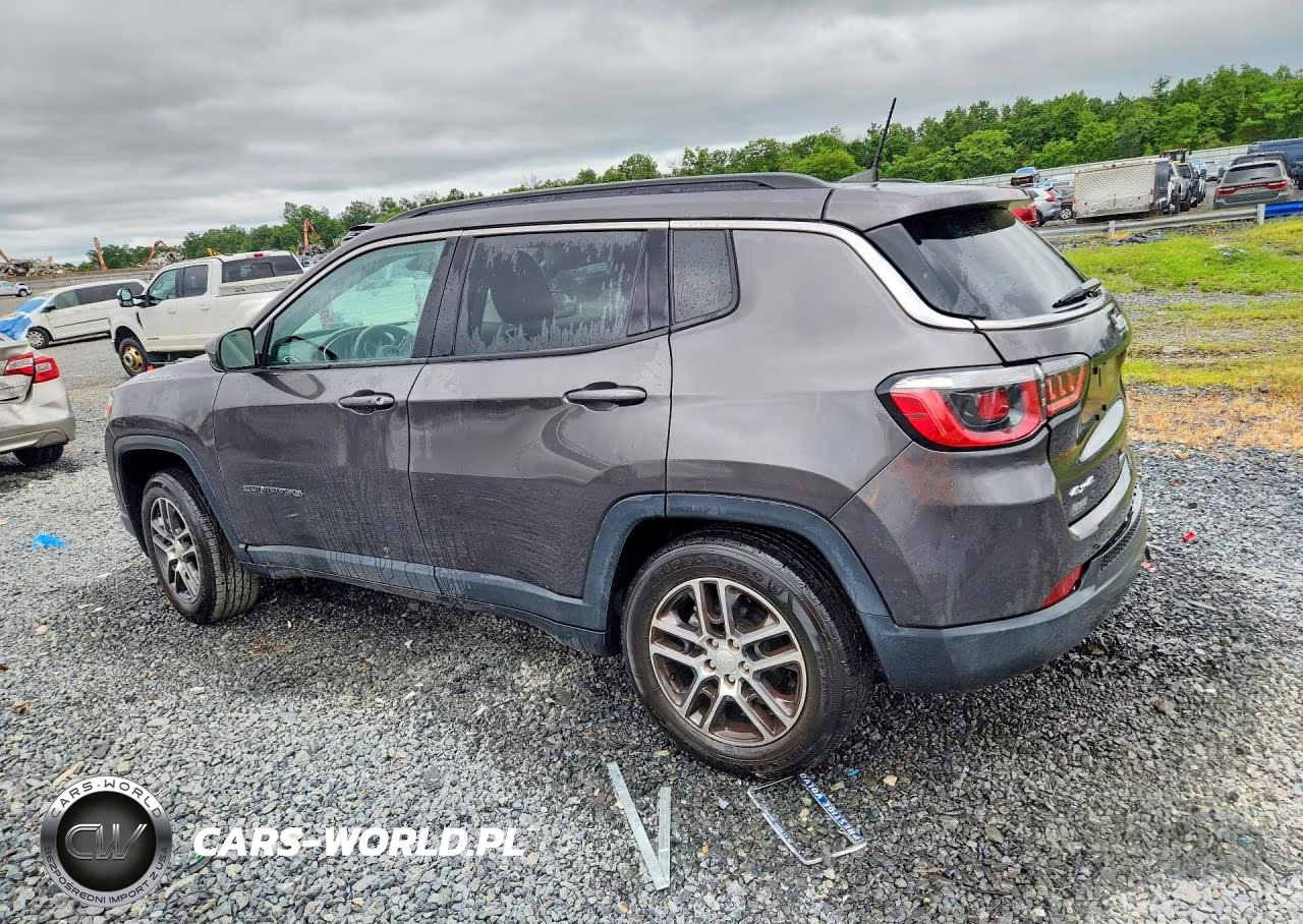 2019 Jeep Compass Latitude VIN:3C4NJDBB4KT755280 - 2