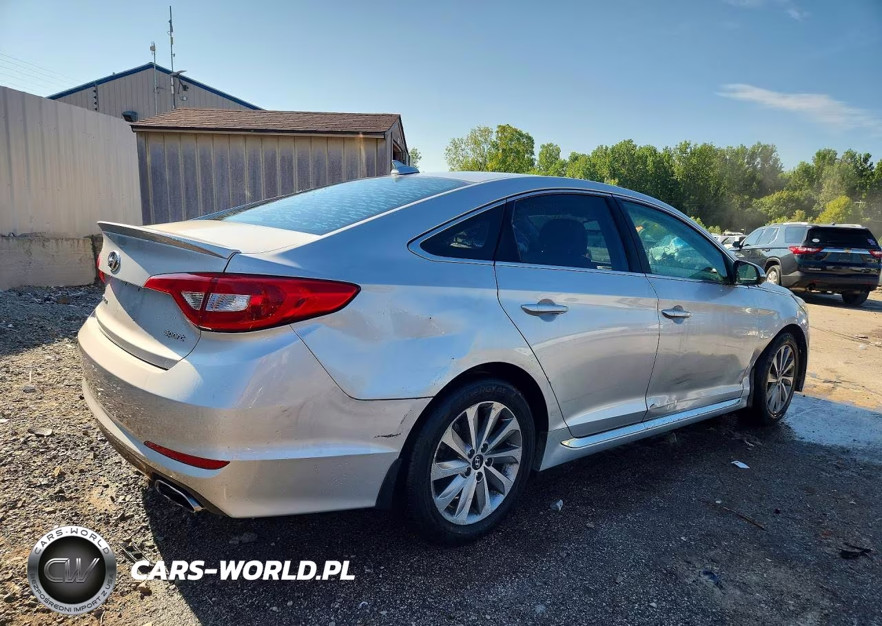 2017 Hyundai Sonata Sport VIN:5NPE34AF9HH467195 - 3