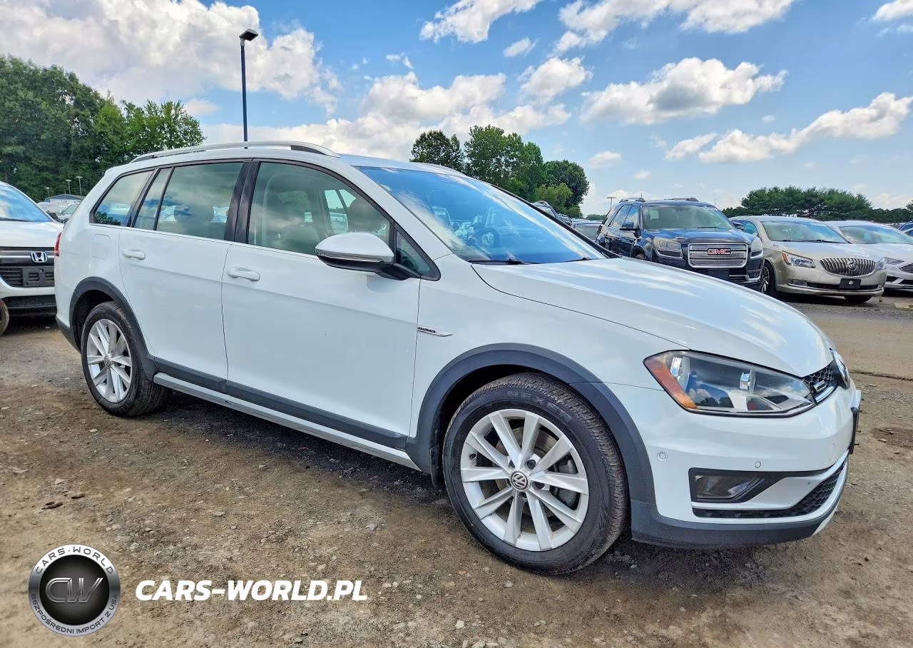 2017 Volkswagen Golf Alltrack S VIN:3VWM17AU4HM527974 - 4