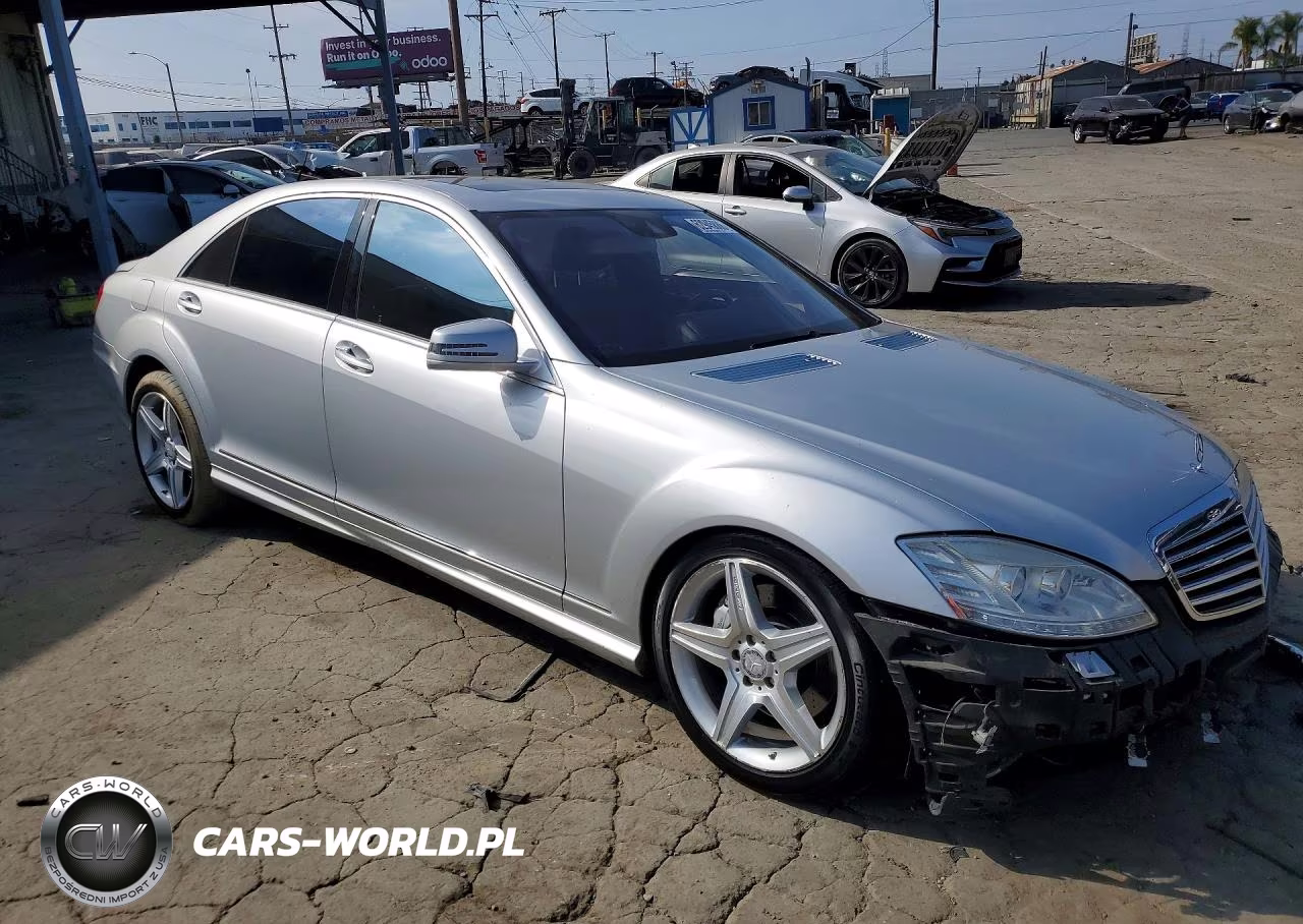 2011 Mercedes-Benz S 550 VIN:WDDNG7BB8BA386842 - 4