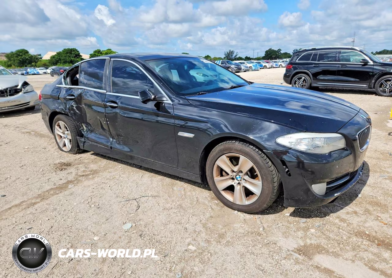 2013 BMW 528 I VIN:WBAXG5C58DD233652 - 4