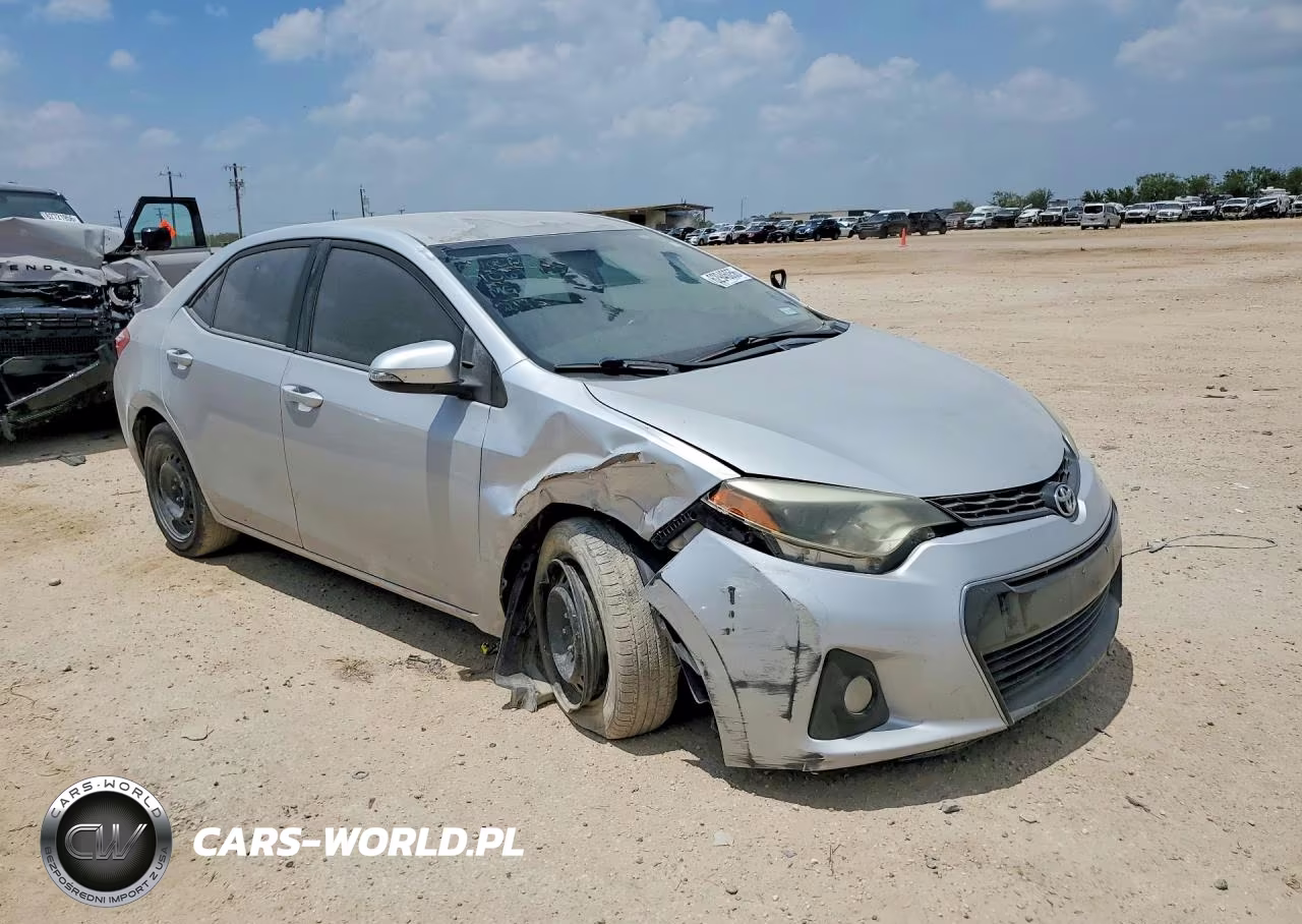 2015 Toyota Corolla S VIN:5YFBURHE4FP217535 - 4
