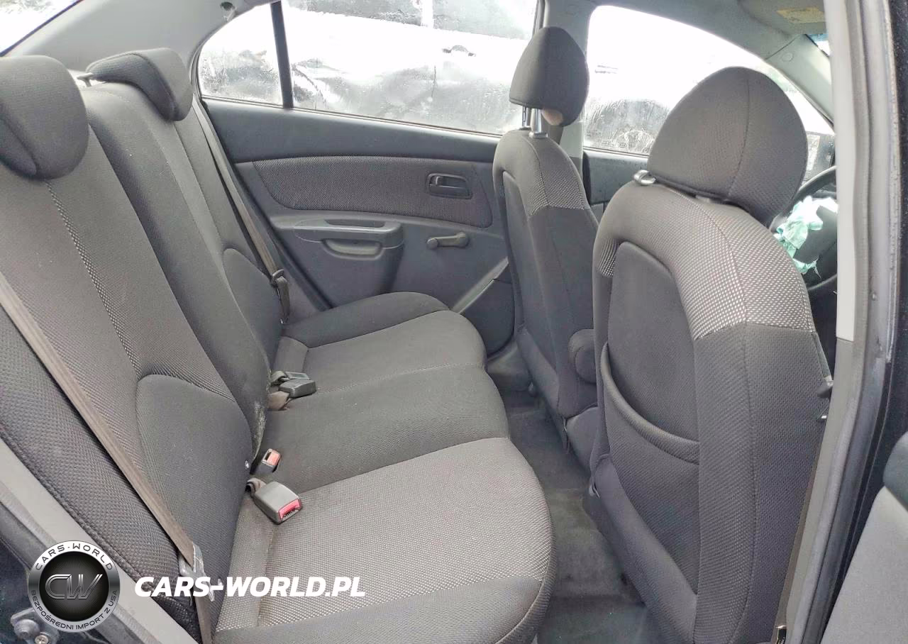 2006 Kia Rio Base VIN:KNADE123166136575 - 10
