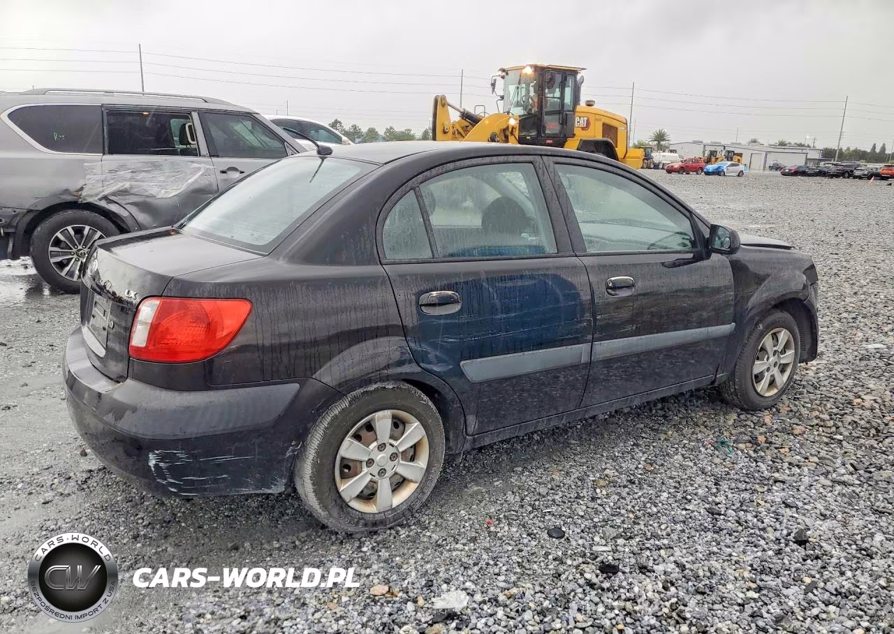 2006 Kia Rio Base VIN:KNADE123166136575 - 3