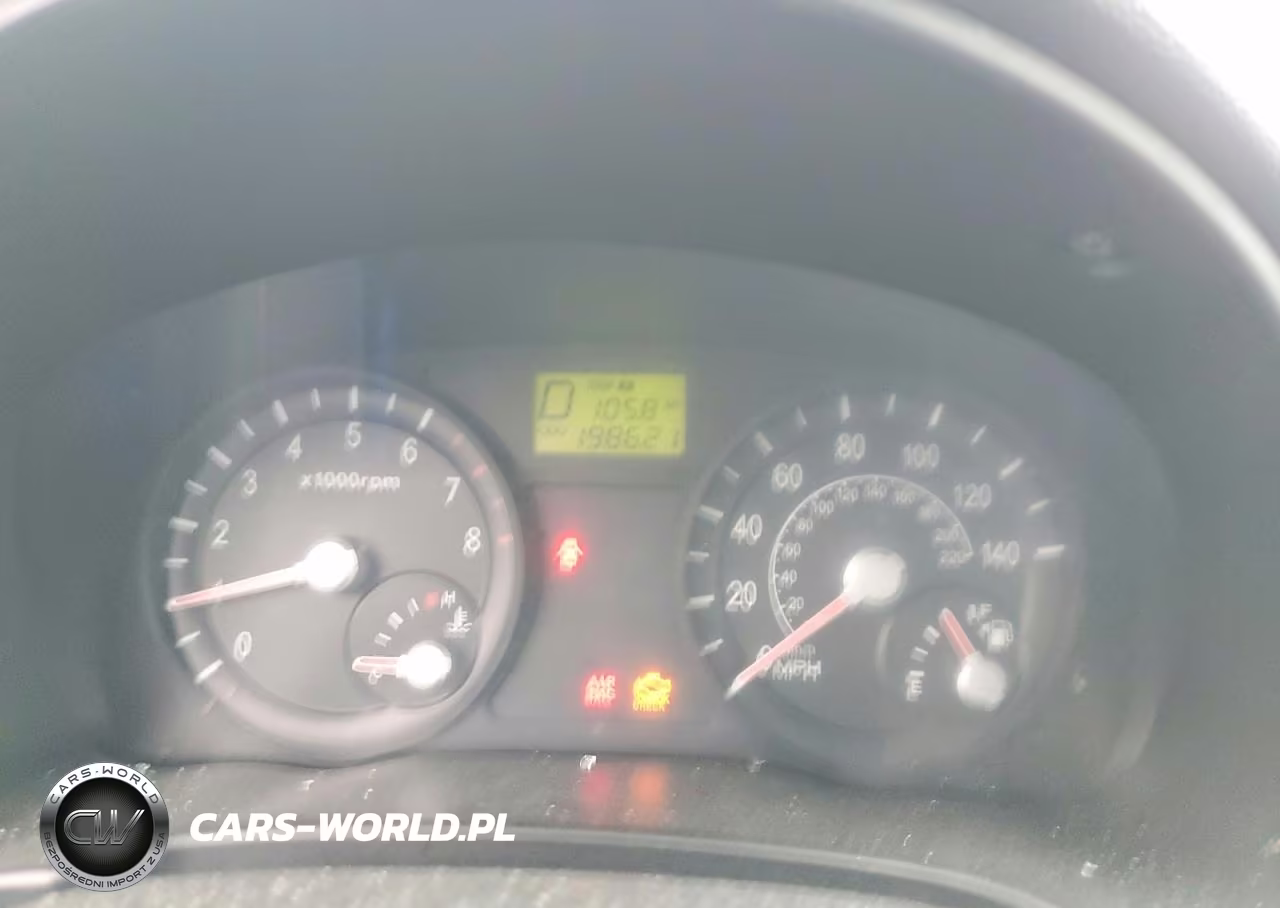 2006 Kia Rio Base VIN:KNADE123166136575 - 9