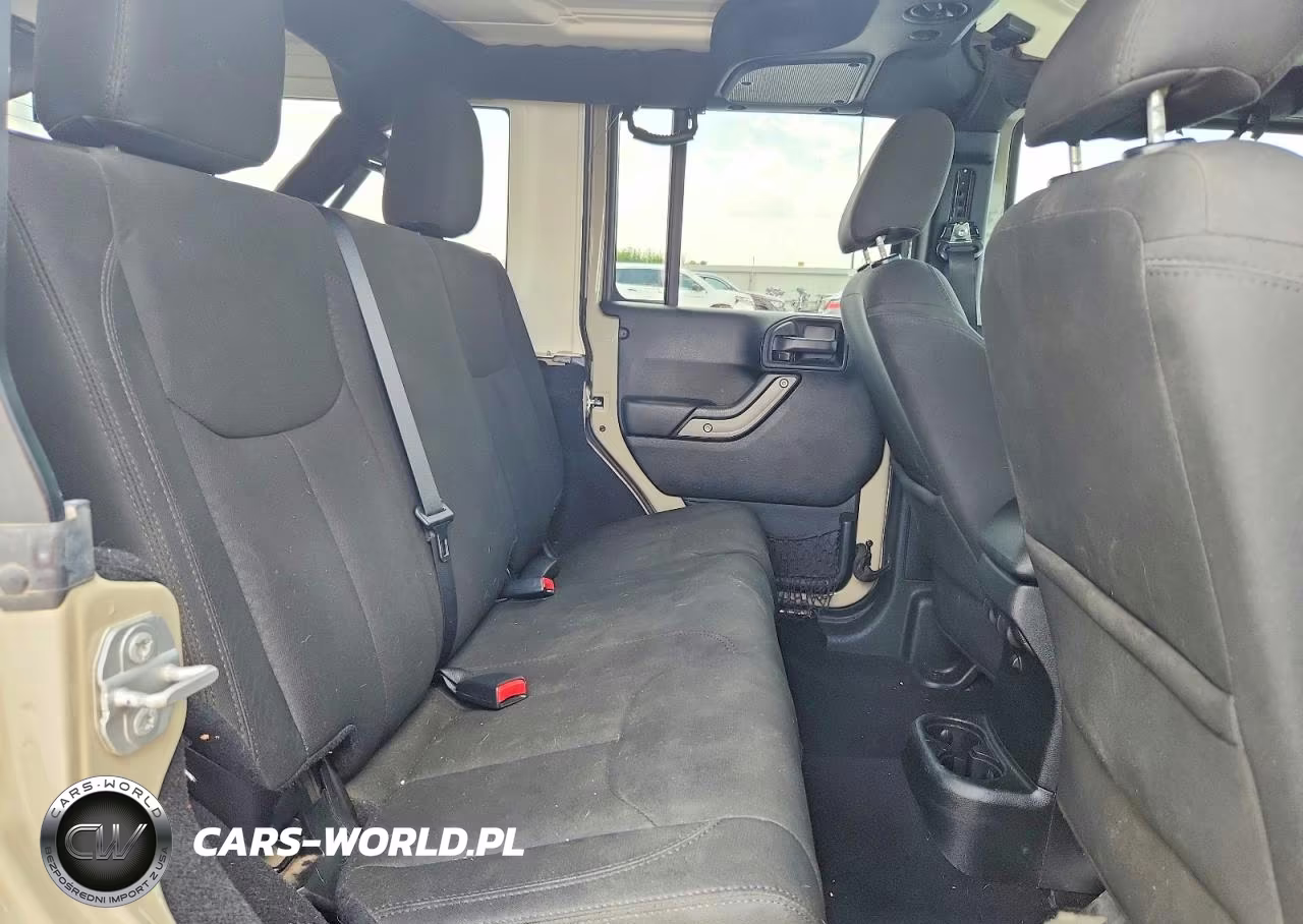 2017 Jeep Wrangler Unlimited Sport VIN:1C4BJWDG7HL672339 - 11