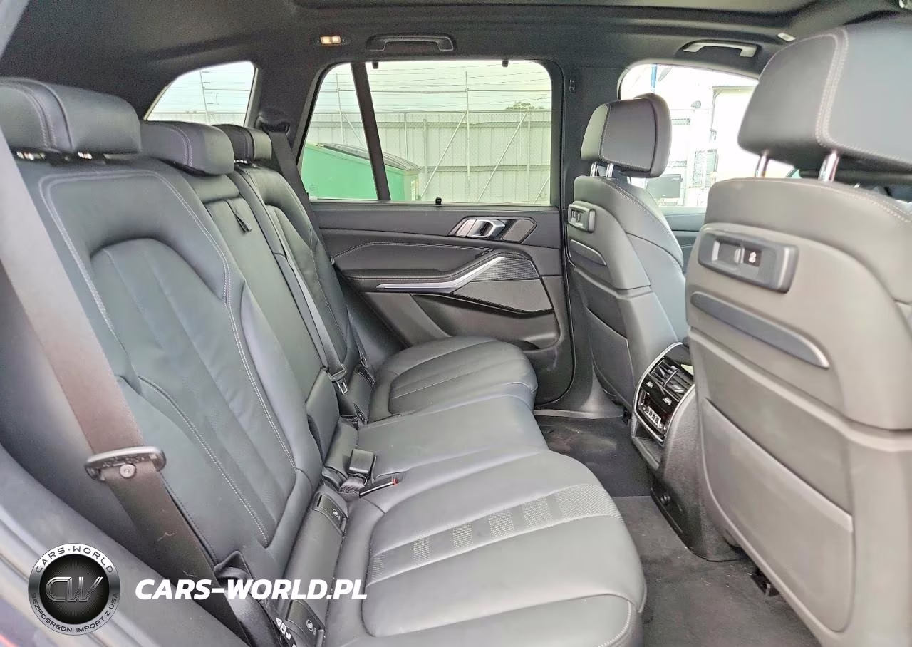 2021 BMW X5 xDrive40I VIN:5UXCR6C00M9E41132 - 11