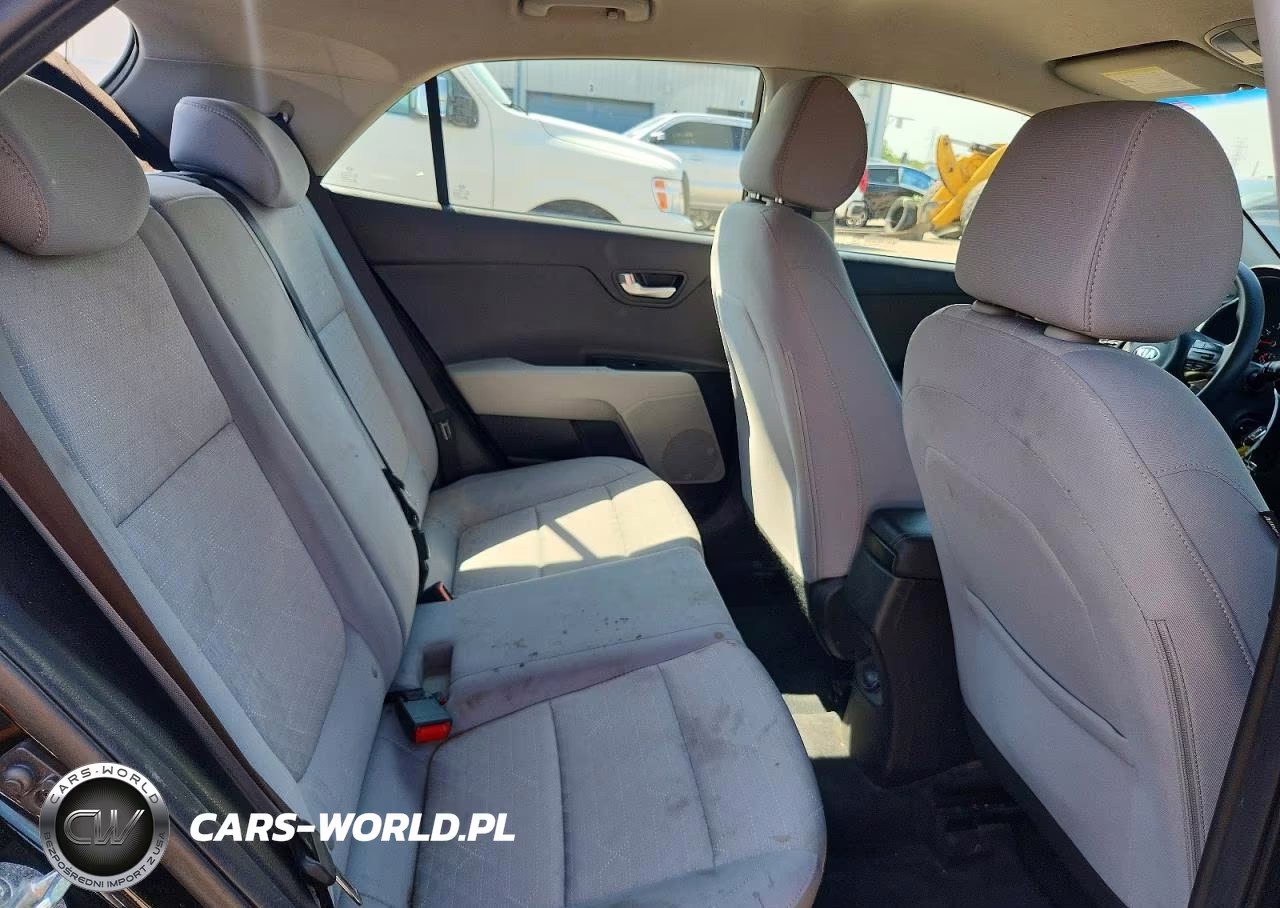 2019 Kia Rio S VIN:3KPA25AB6KE214108 - 10