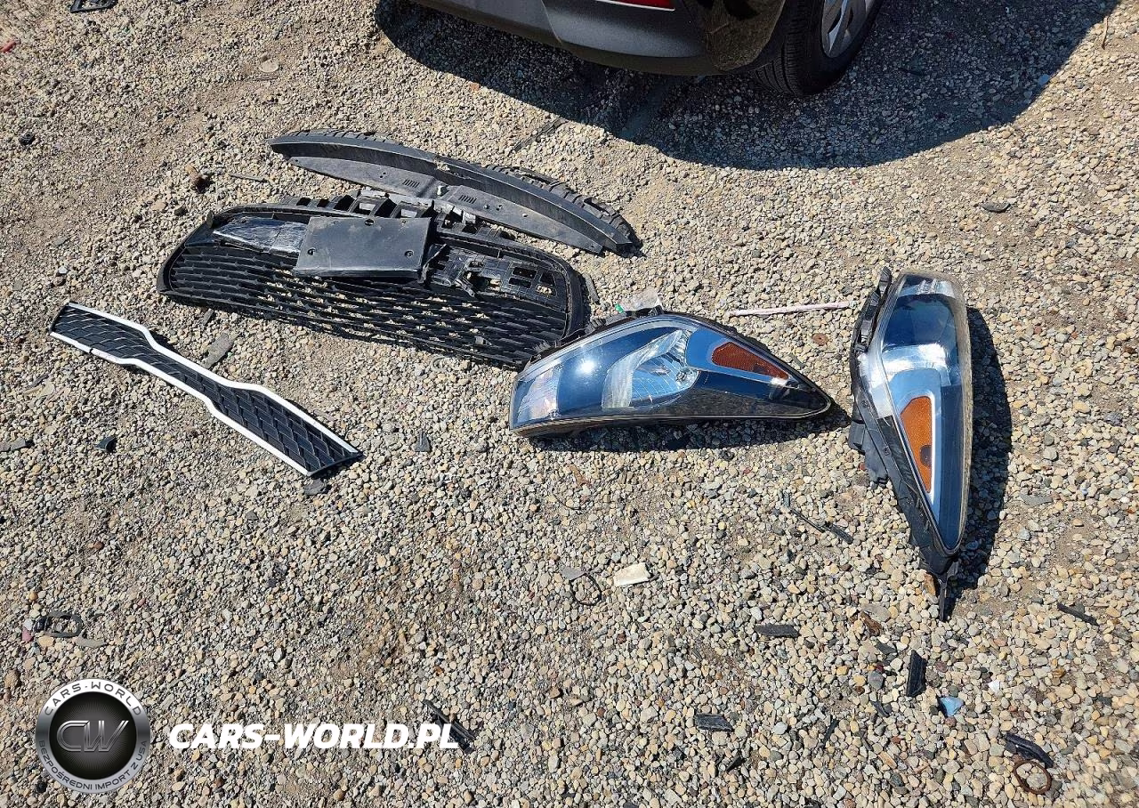 2019 Kia Rio S VIN:3KPA25AB6KE214108 - 12