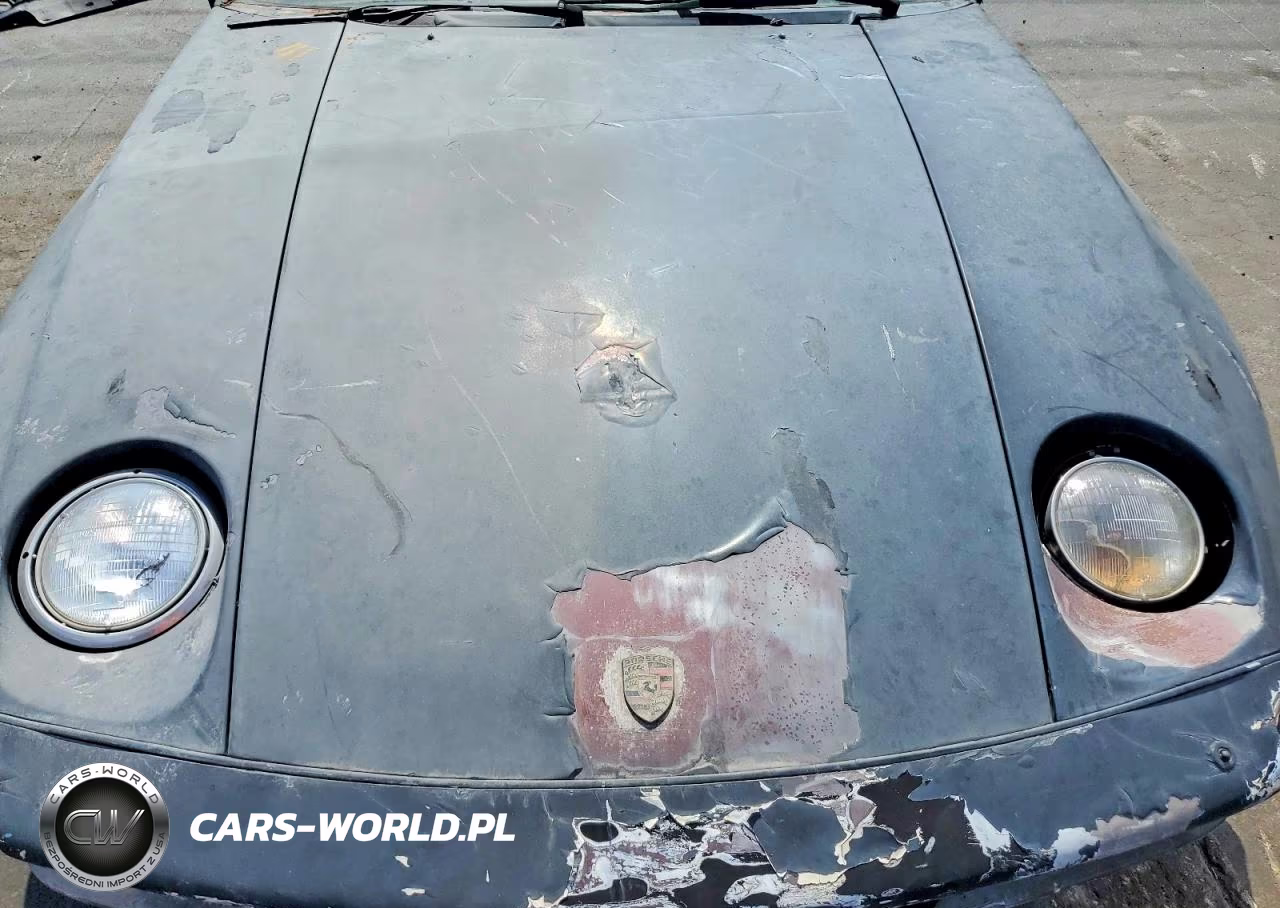 1983 Porsche 928 VIN:WP0ZZZ92ZDS840133 - 11