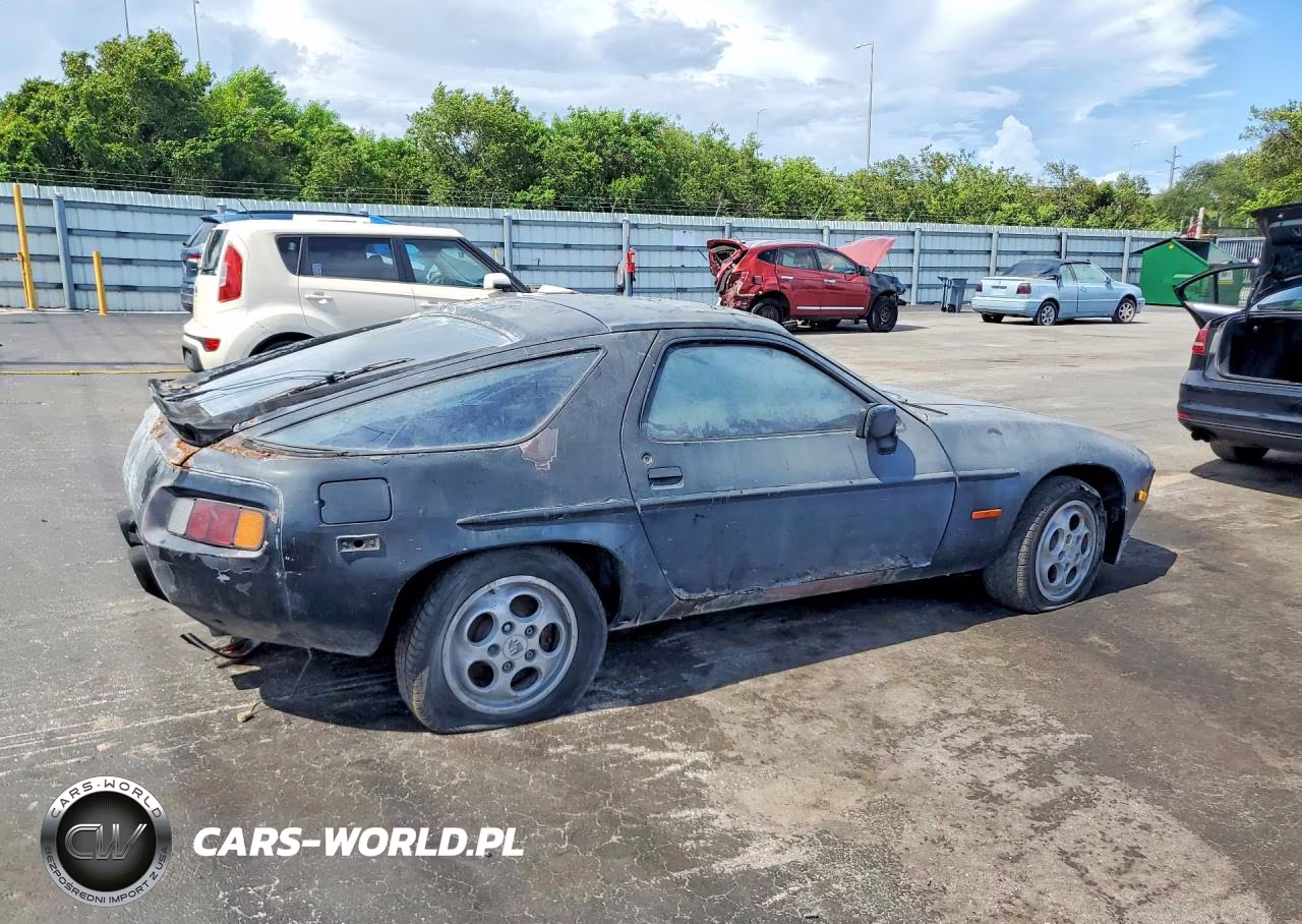 1983 Porsche 928 VIN:WP0ZZZ92ZDS840133 - 3