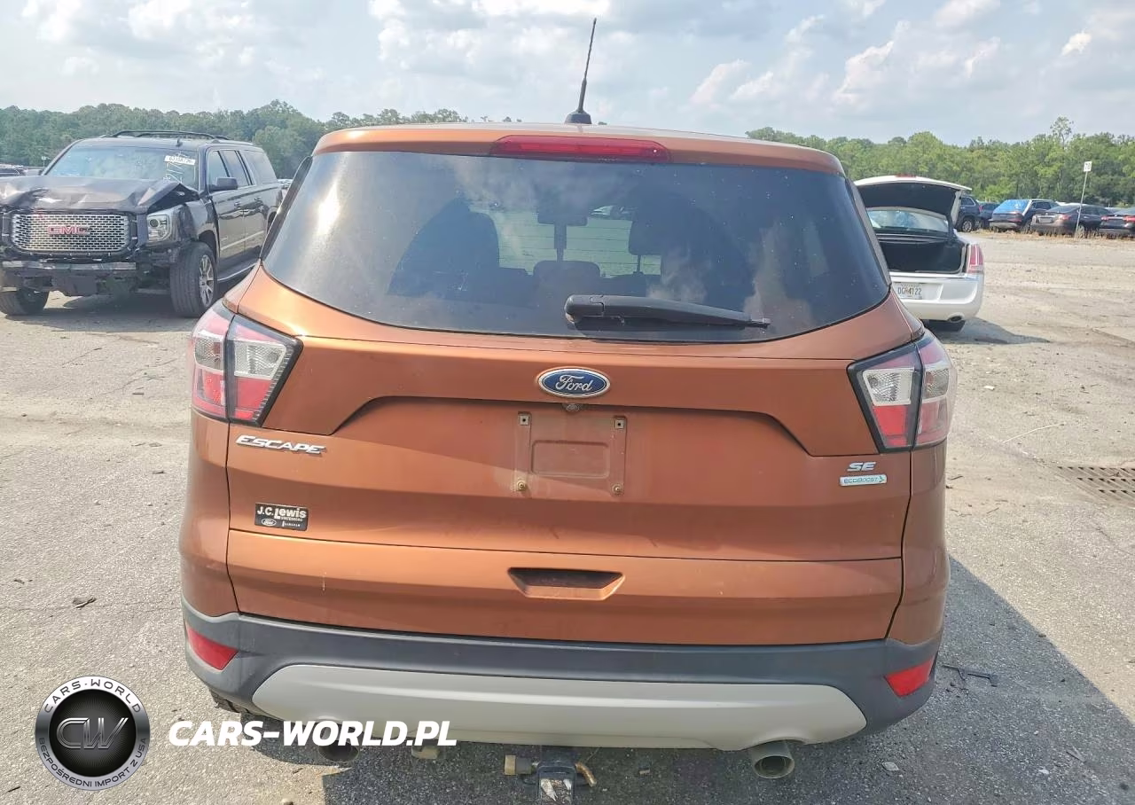2017 Ford Escape Se VIN:1FMCU0GD5HUB73460 - 6