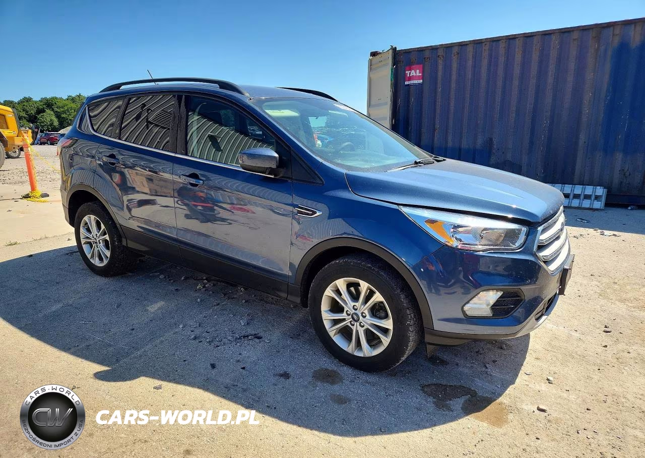 2018 Ford Escape Se VIN:1FMCU9GD2JUC58704 - 4